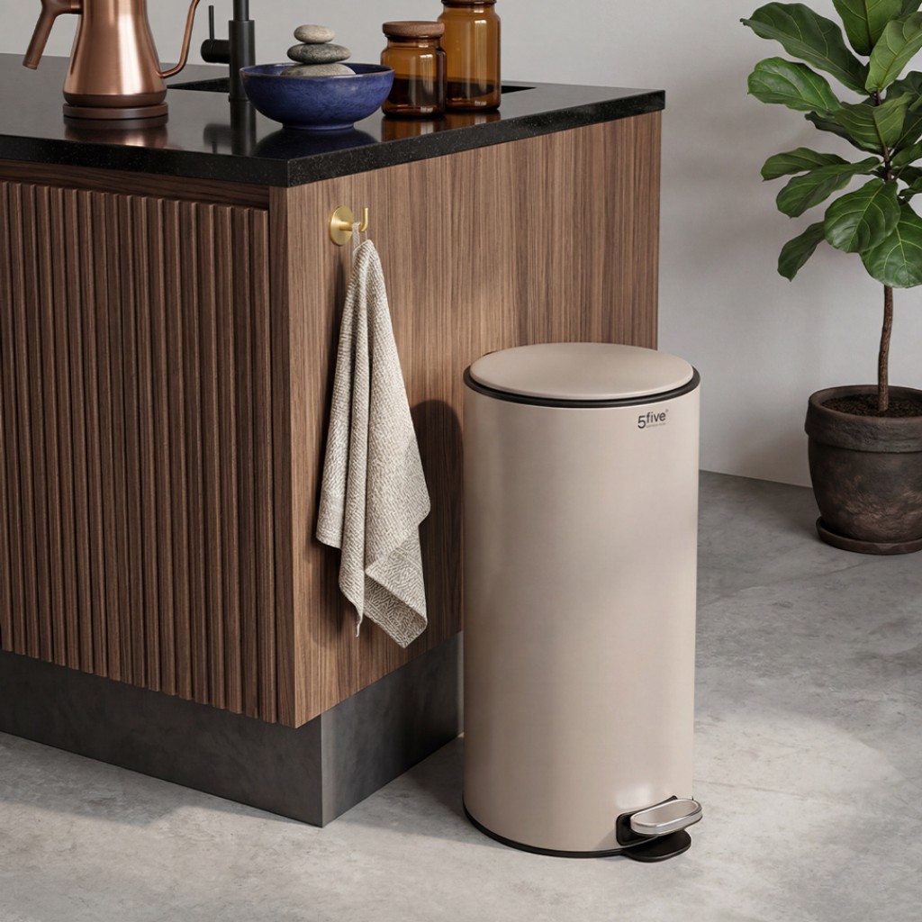 Delta Metal Pedallı Çöp Kovası - 30 L, Soft Close, Koku Filtreli, İç Kovalı